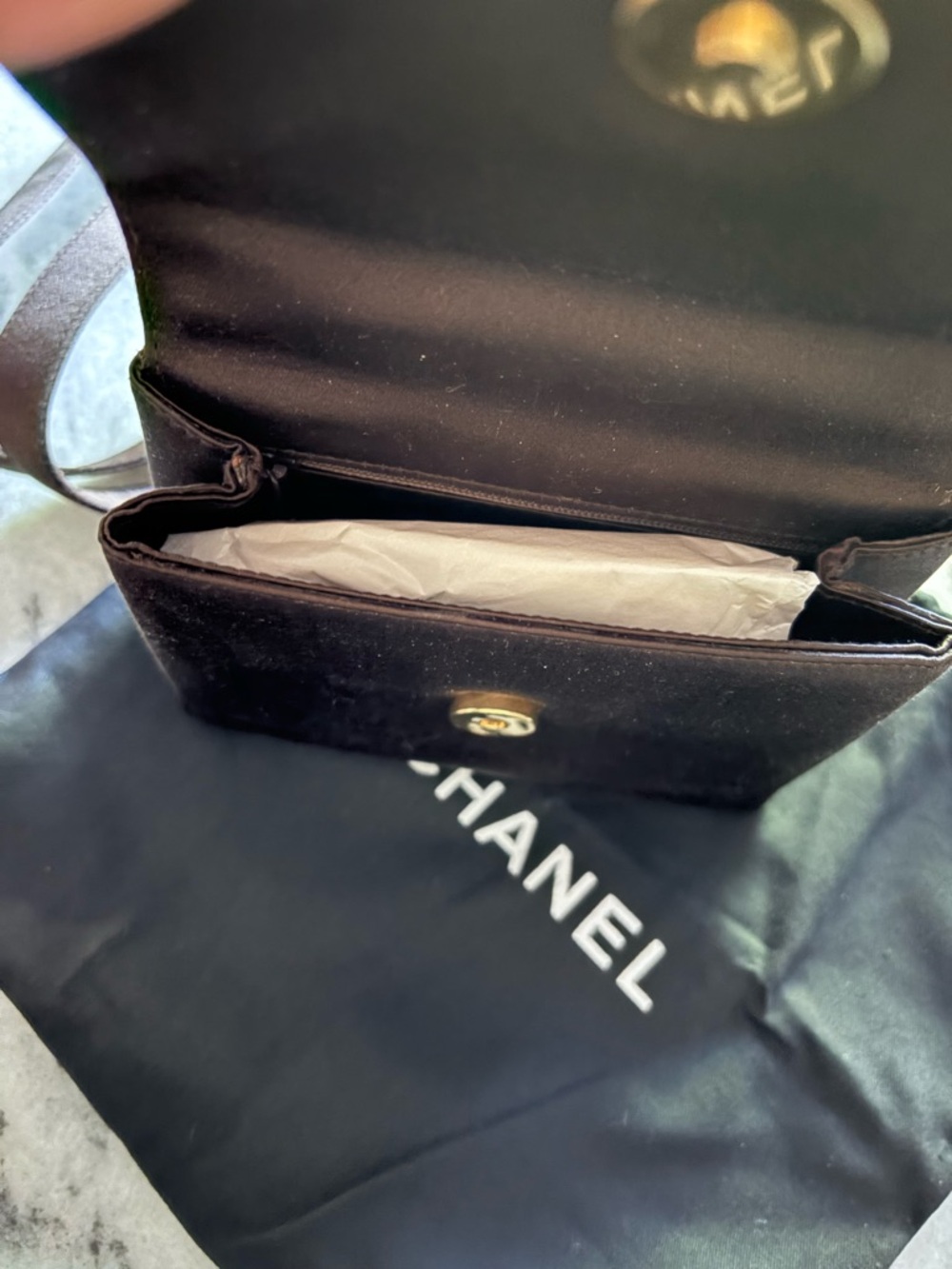 Vintage CHANEL Brown Mini Crossbody Evening Bag with Signature Trim - Picture 4 of 4